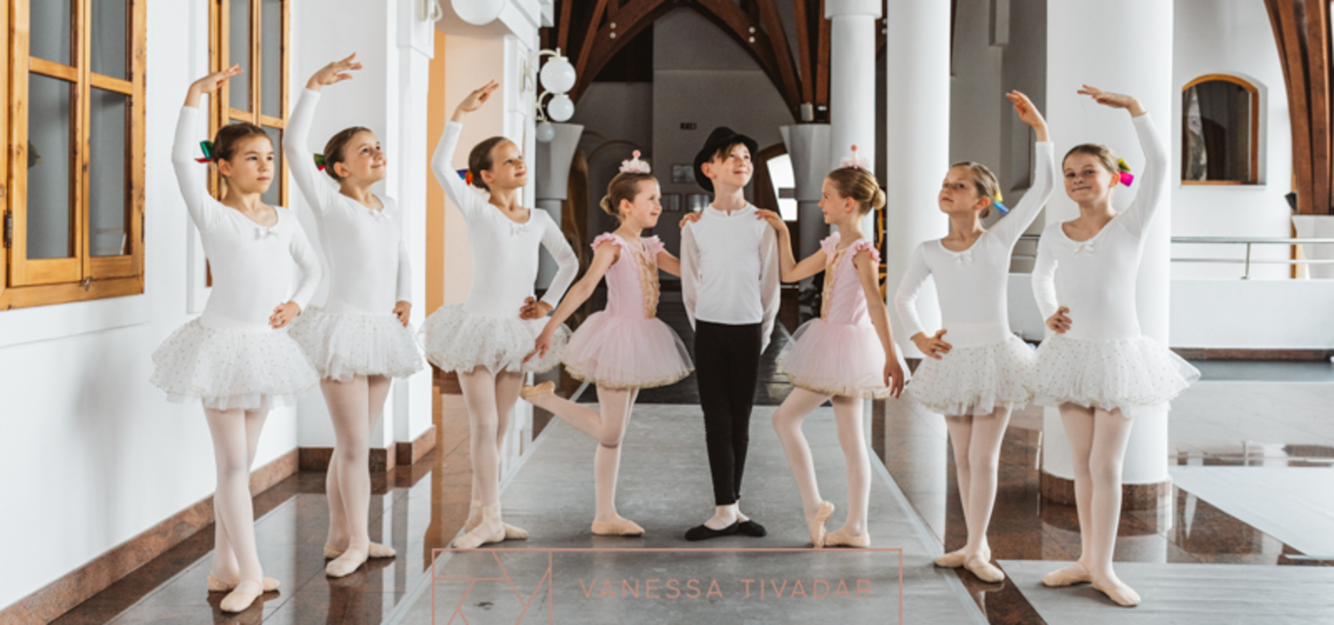 Baletna šola Ana: Zaključni nastop učenk in učencev Baletne šole Ana s podelitvijo spričeval in pohval