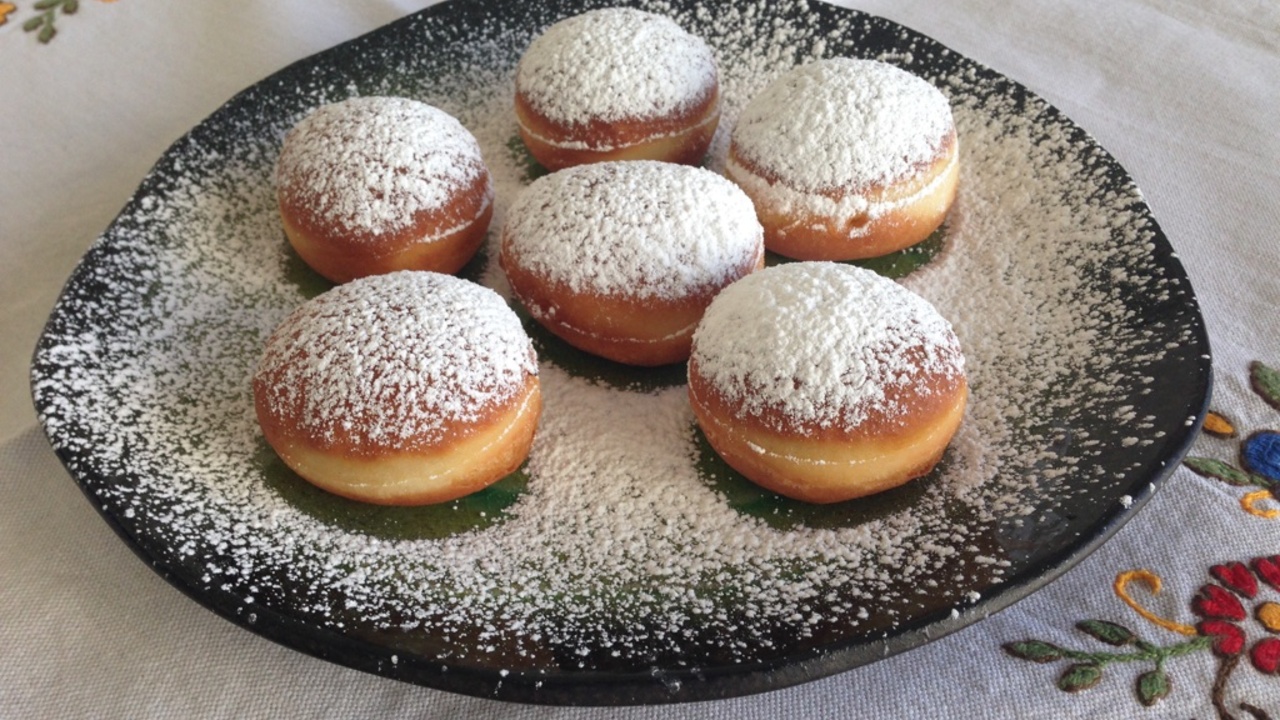 Krofi, flancati in ostale pustne jedi, kulinarična delavnica z degustacijo