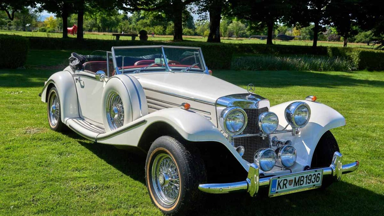 Revija starodobnikov Društva starodobnih vozil Kamnik